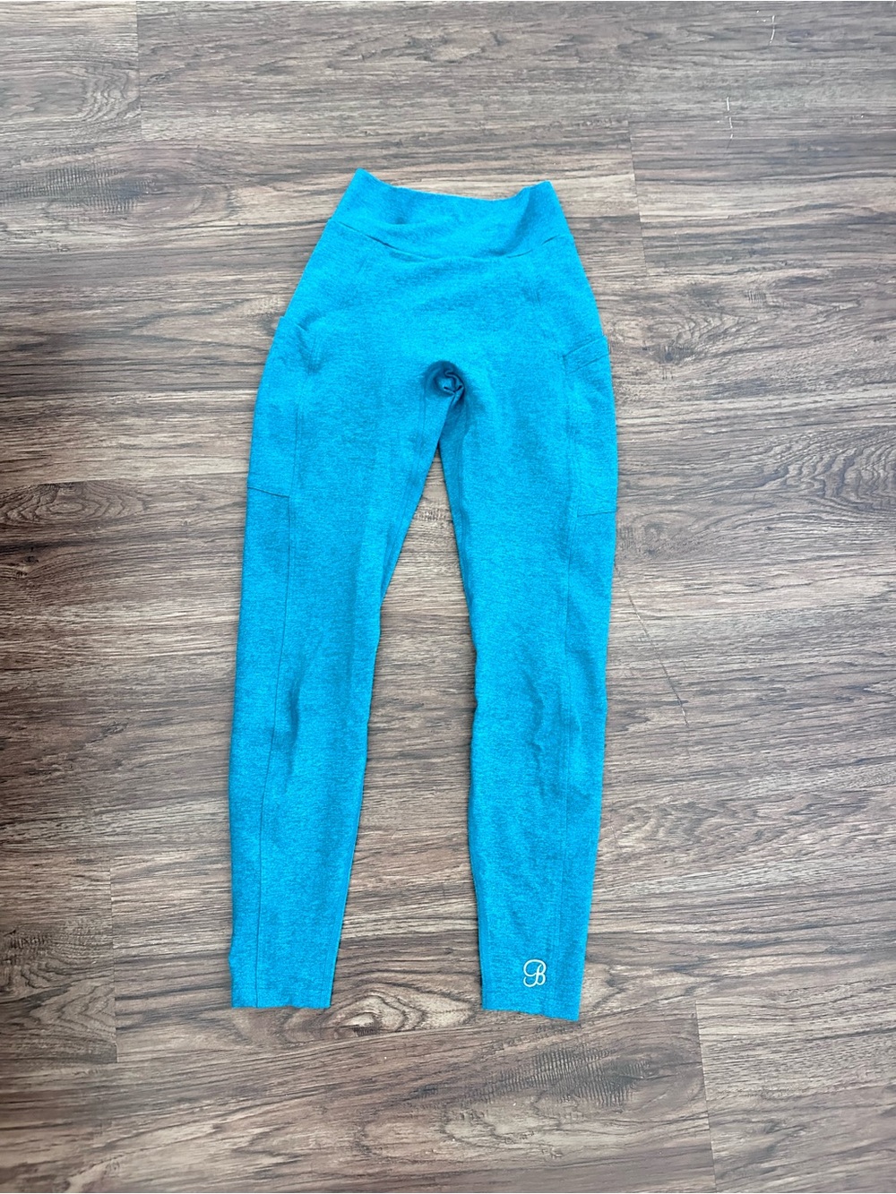 Bombshell Turquoise V-back Leggings